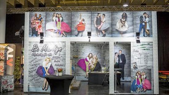 Oktoberfest Vergnügungen: Fotostudio "Be Marilyn" 2019 neu auf dem Oktoberfest  (Zeichning. Raoul Lechner)